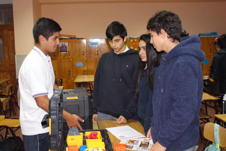PRIMERA JORNADA DEL TALLER DE ROBÓTICA – 20 DE MAYO DE 2019