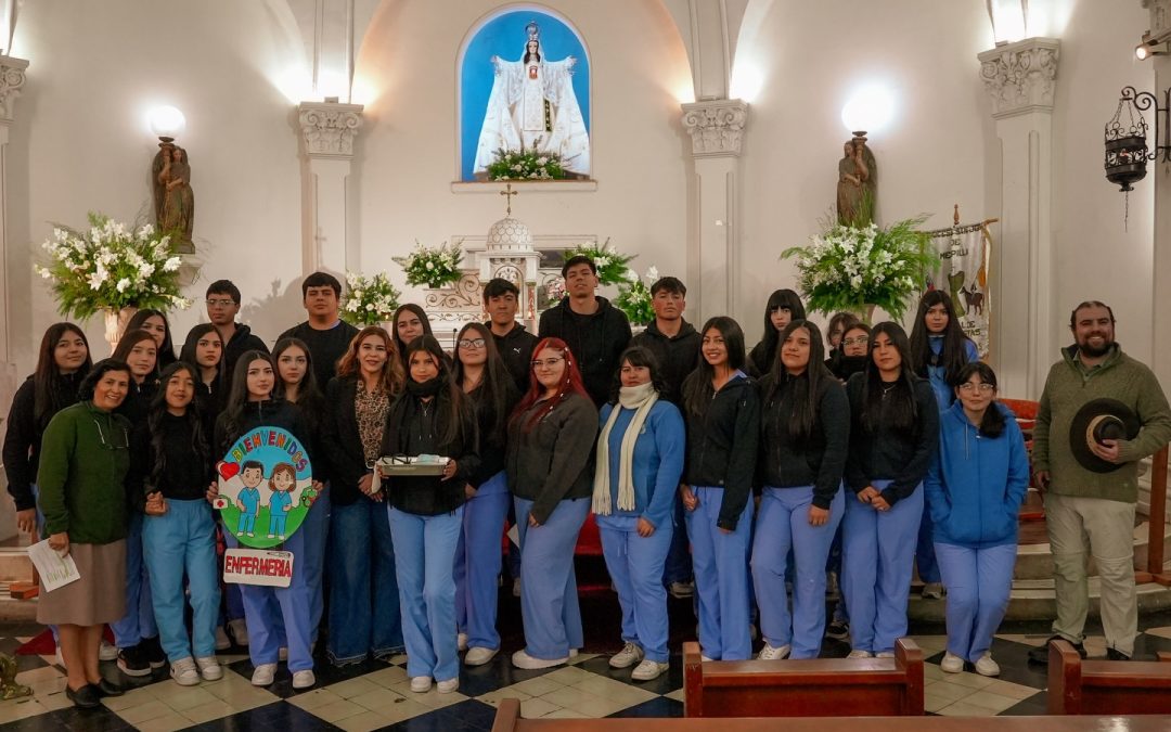 EUCARISTÍA 4to Medio Enfermería